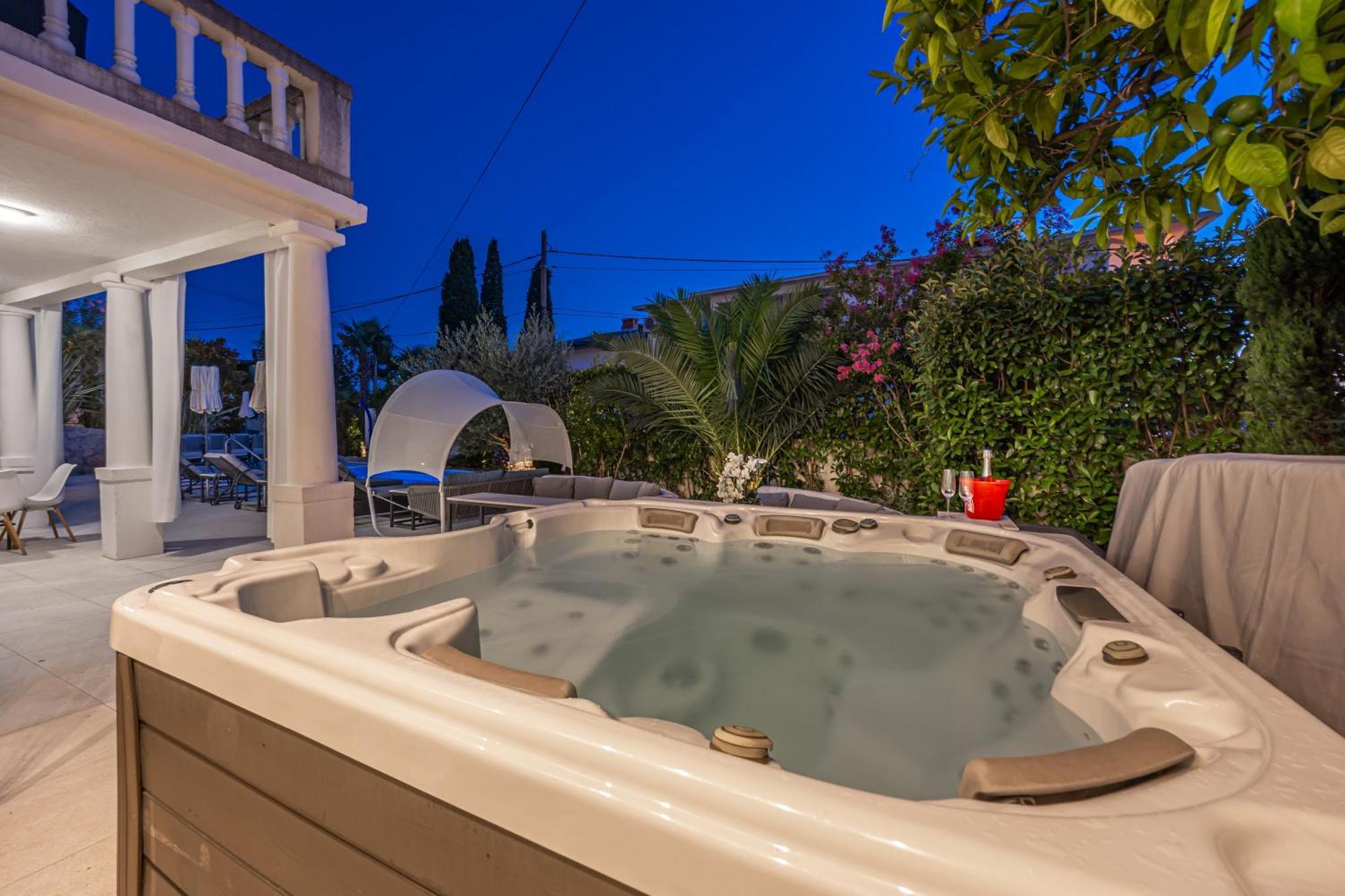 Villa Vita Luxury Apartments Crikvenica Bagian luar foto